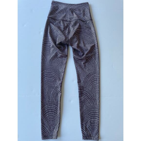 Beyond Yoga Lux Etched Fans High Rise Leggings Size Small - Picture 3 of 8